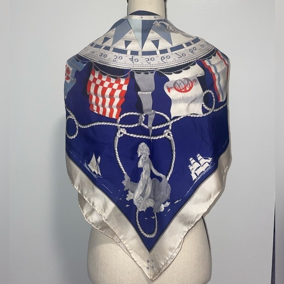 NFS Hermès Compass Scarf - Picture 1 of 7